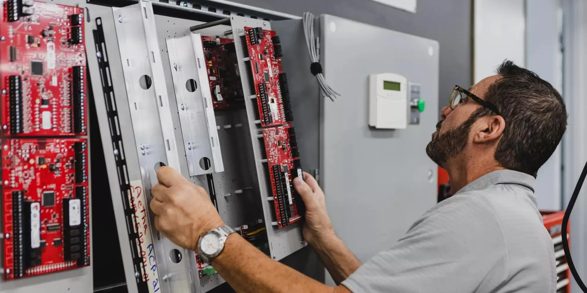 SecTech_2022_NY, US_Engineer Working-8E9A2381
