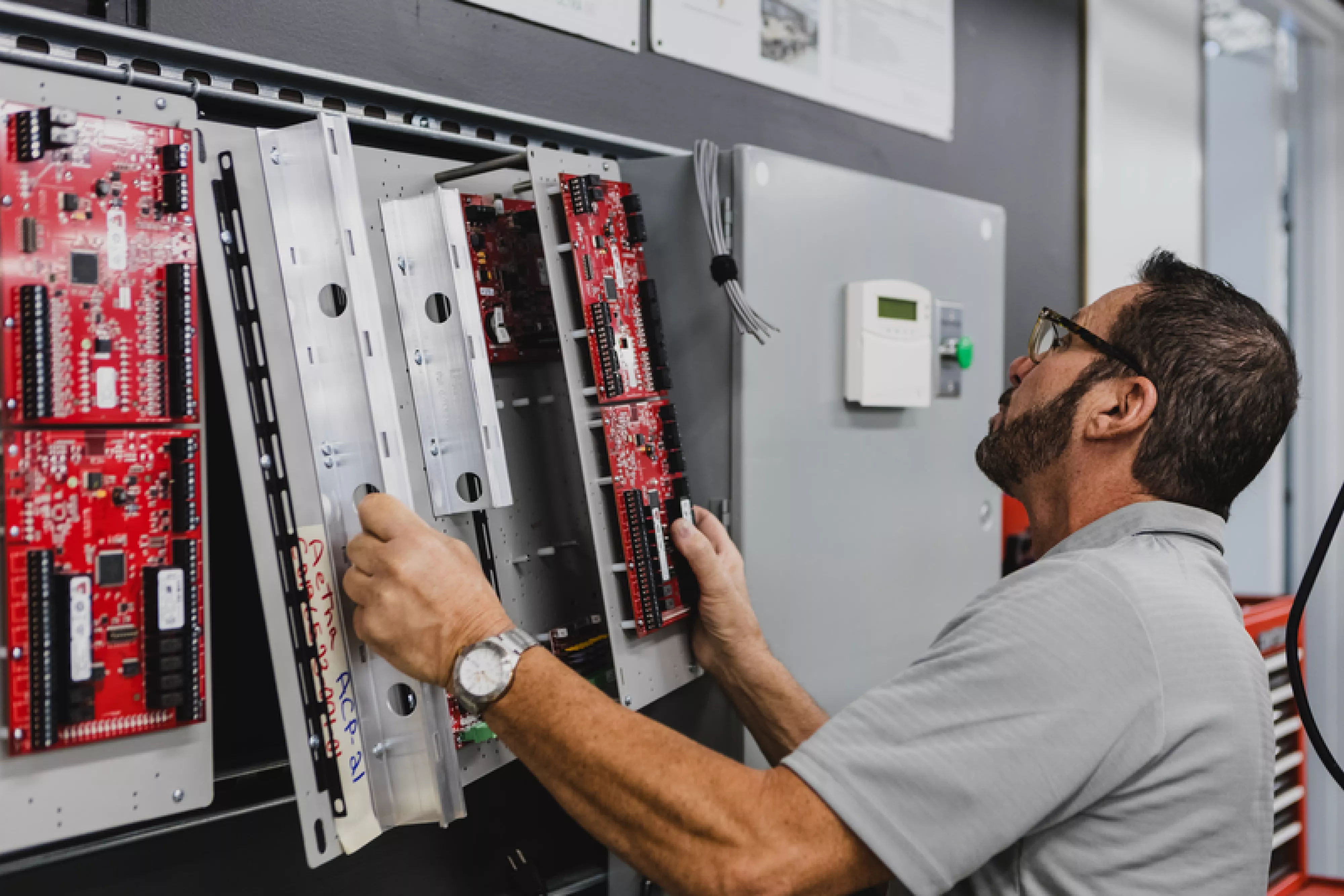 SecTech_2022_NY, US_Engineer Working-8E9A2381