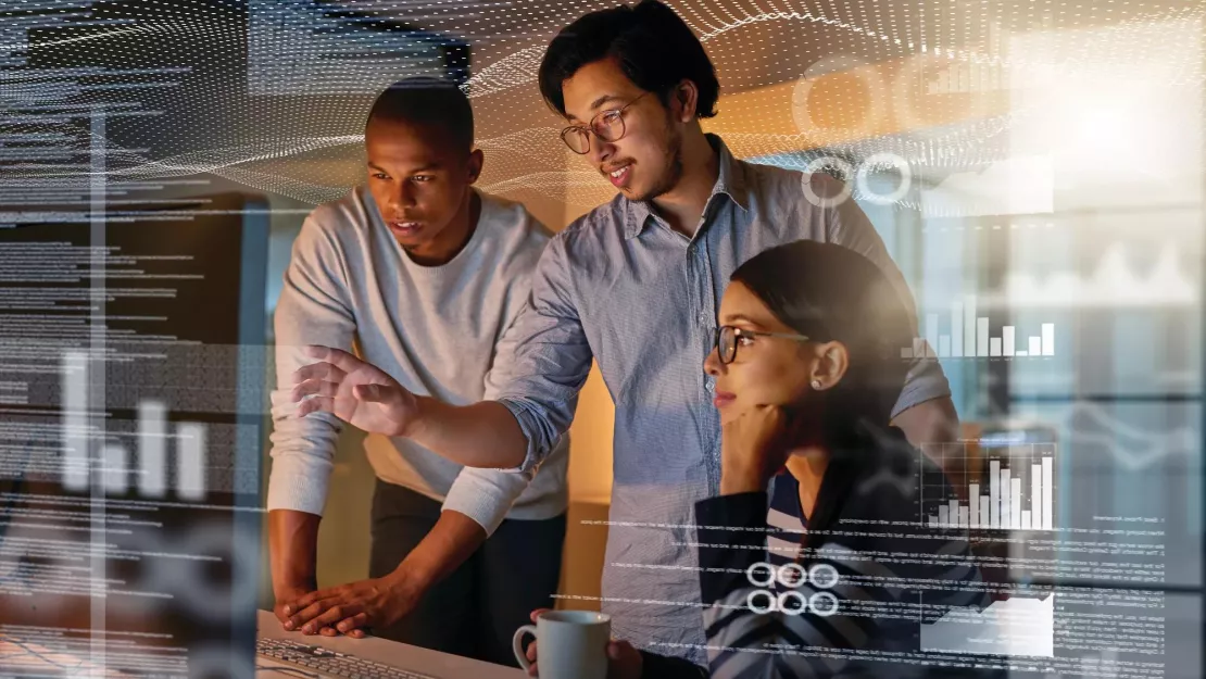 SecTech_2022_TeamWorking_AdobeStock_487533215_Dot
