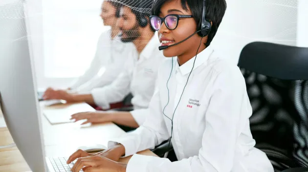 SecTech_2022_MonitoringEmployee_AdobeStock_213785398_DOTS_PURPLE_EDIT