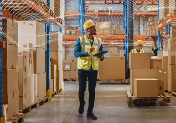 SecTech_2022_WarehouseEmployee_AdobeStock_39057860