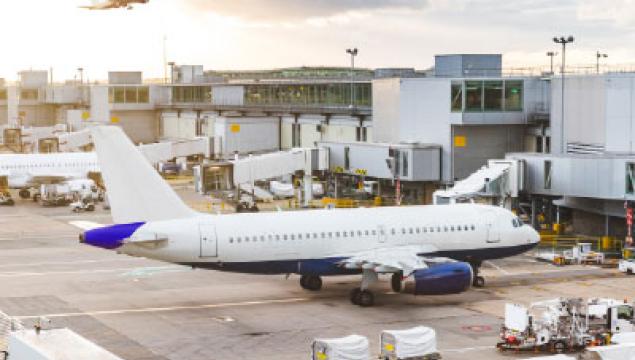 Photo of Airplane in an Aiport used for Validrone Usecase Example