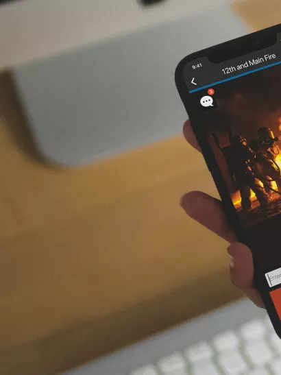 hand with mobile interoperable 
