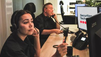Security experts providing tailored remote video monitoring services with AI-powered tools